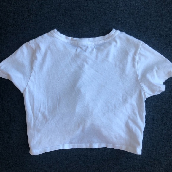 Urban Outfitters Cropped Short Sleeved Top - Picture 3 of 5